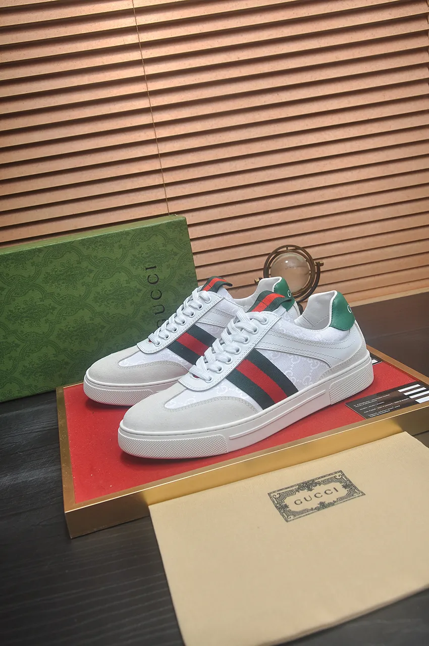 Men's men's shoes💰440💶[GUCCI] official website 1:1 men's sports shoes are now on the market. They are made of original fabric + water-dyed sheepskin lining, plus the official website original 1:1 comfortable outsole. Fashionable and versatile, super comfortable and breathable. Standard shoe size 38/45 (custom-made size 45 is non-refundable)